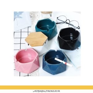 Indoor Multi-color Ceramic Glazed Ashtray with Wood Cover